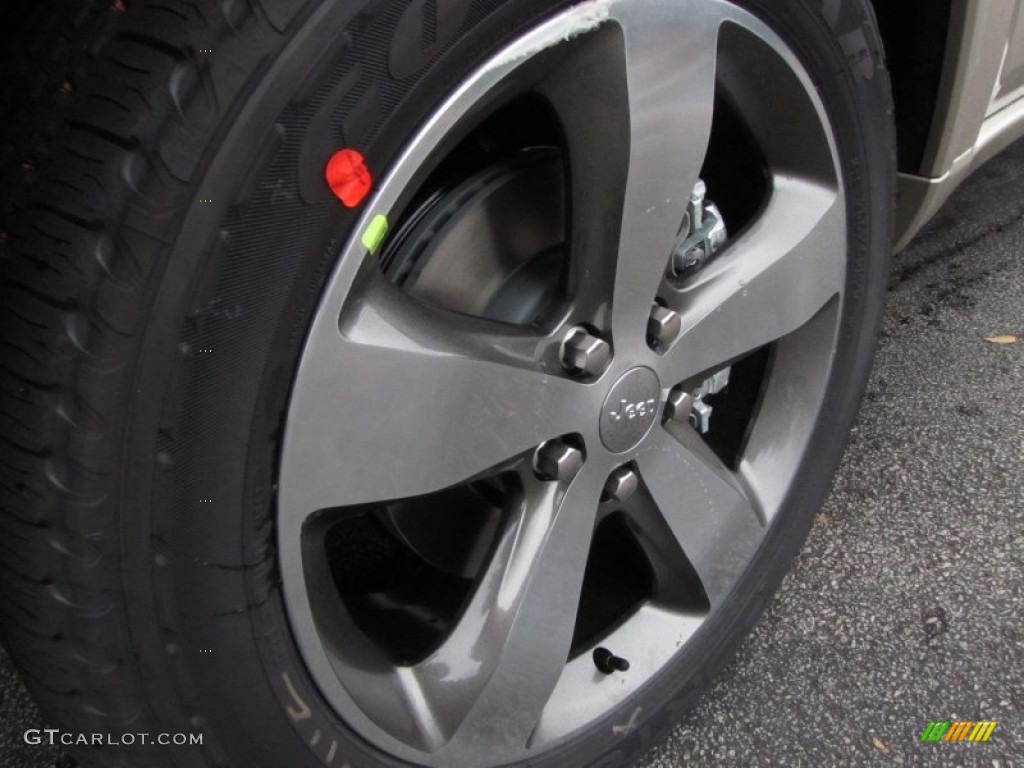 2014 Grand Cherokee Overland - Cashmere Pearl / Overland Nepal Jeep Brown Light Frost photo #5