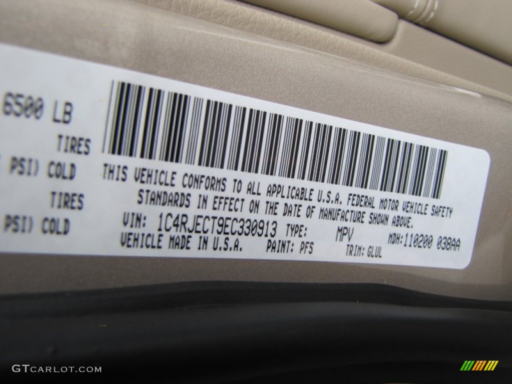 2014 Grand Cherokee Overland - Cashmere Pearl / Overland Nepal Jeep Brown Light Frost photo #11