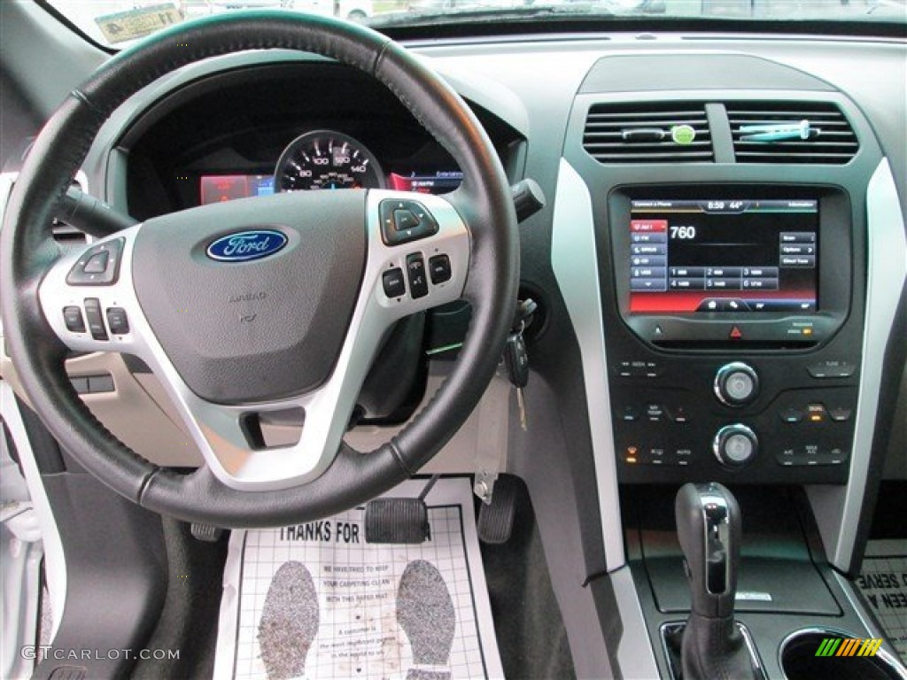 2013 Explorer XLT EcoBoost - White Platinum Tri-Coat / Medium Light Stone photo #10