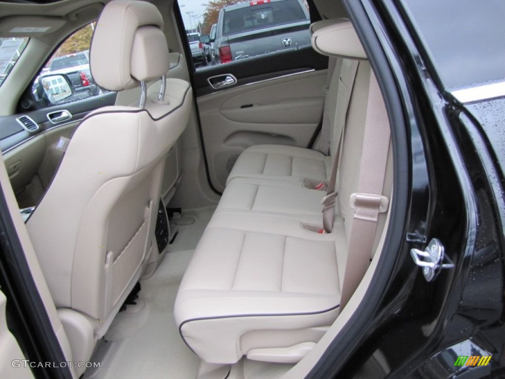 2014 Grand Cherokee Overland - Brilliant Black Crystal Pearl / Overland Nepal Jeep Brown Light Frost photo #8