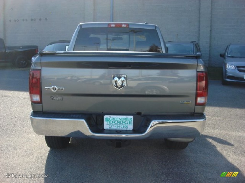 2010 Ram 1500 Lone Star Quad Cab - Mineral Gray Metallic / Dark Slate/Medium Graystone photo #13