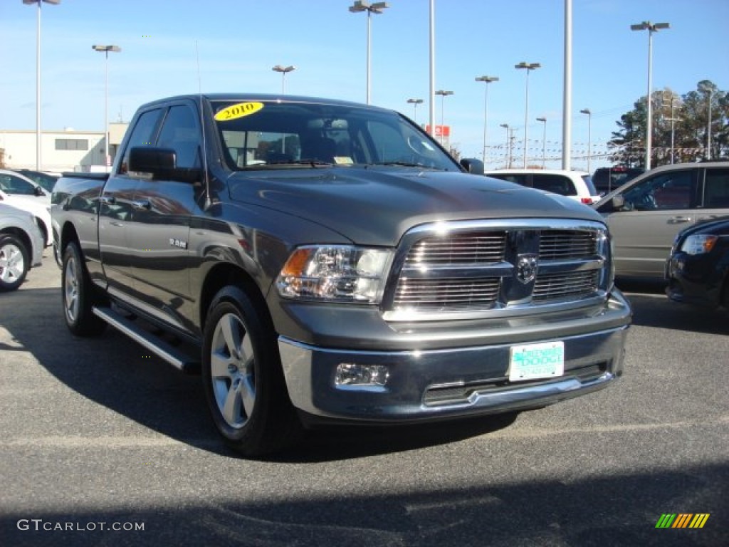 2010 Ram 1500 Lone Star Quad Cab - Mineral Gray Metallic / Dark Slate/Medium Graystone photo #18