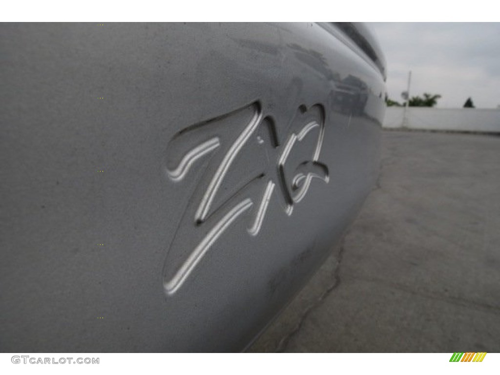 2001 Escort ZX2 Coupe - Silver Frost Metallic / Dark Charcoal photo #8