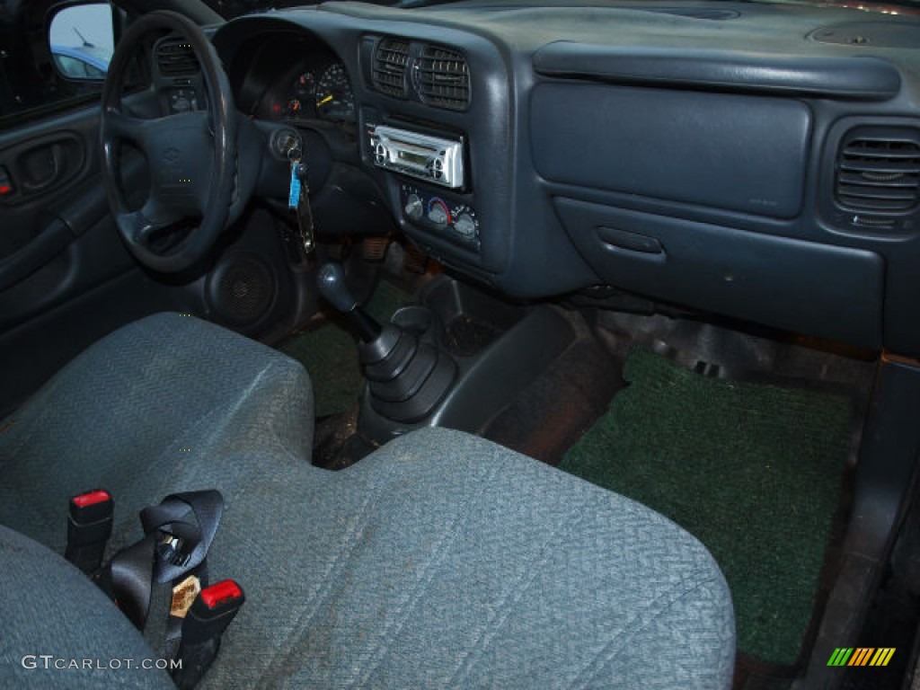 1998 S10 LS Regular Cab - Onyx Black / Graphite photo #8