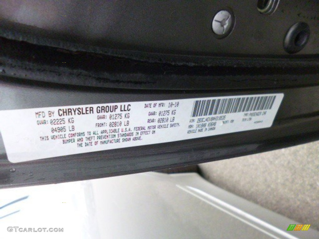 2010 Challenger SE - Dark Titanium Metallic / Dark Slate Gray photo #21