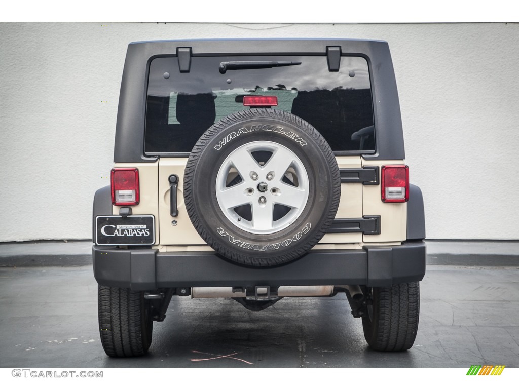 2011 Wrangler Unlimited Sport 4x4 - Sahara Tan / Black photo #3