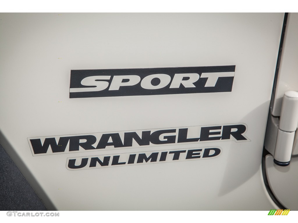2011 Wrangler Unlimited Sport 4x4 - Sahara Tan / Black photo #7