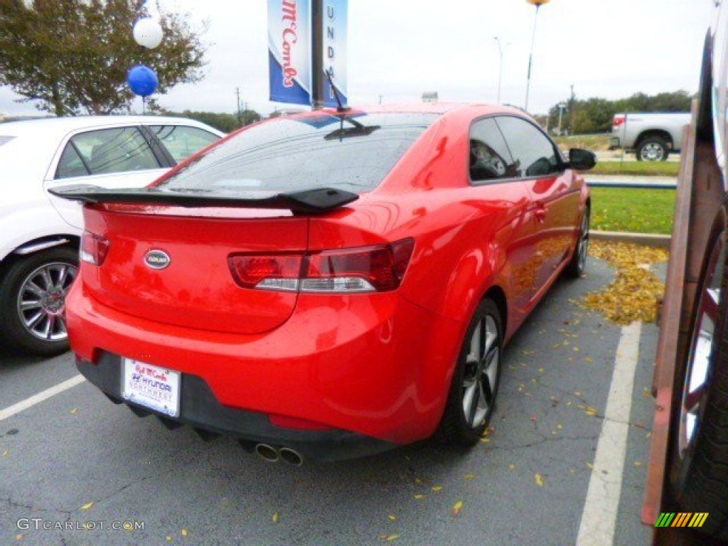 2010 Forte Koup SX - Racing Red / Black Sport photo #3