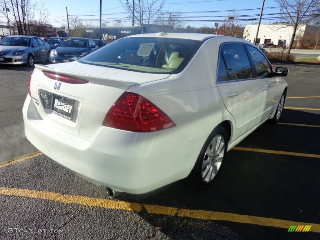 2007 Accord EX-L V6 Sedan - Taffeta White / Ivory photo #5