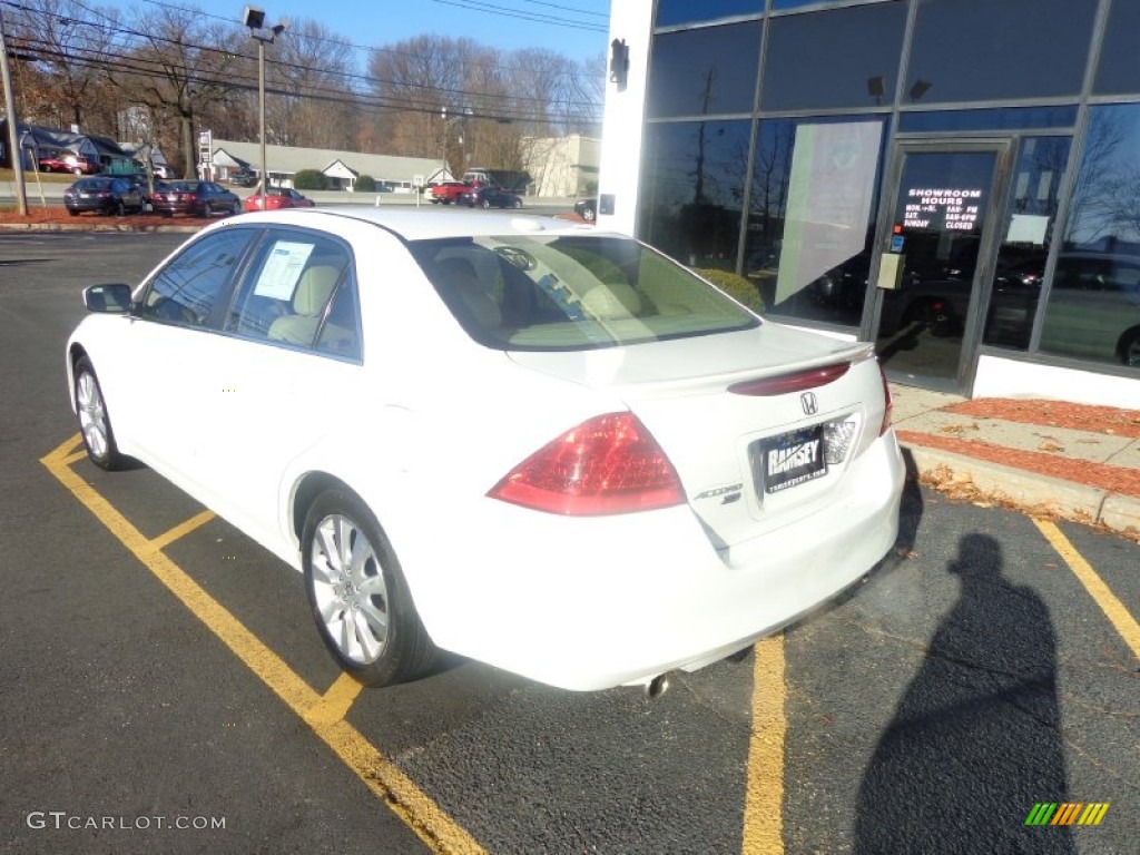 2007 Accord EX-L V6 Sedan - Taffeta White / Ivory photo #7
