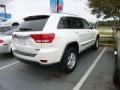Stone White - Grand Cherokee Laredo Photo No. 4