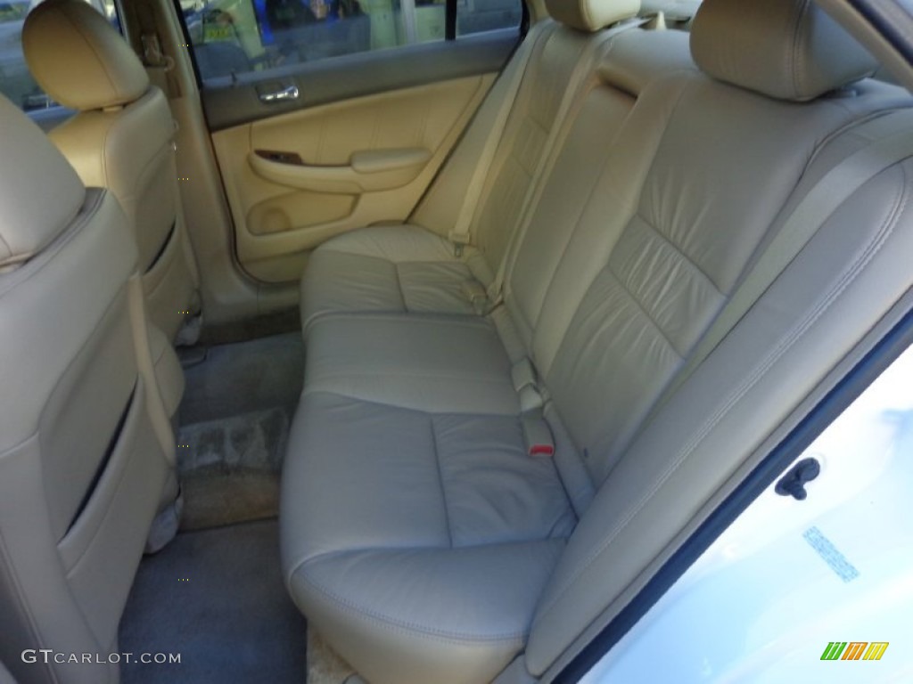2007 Accord EX-L V6 Sedan - Taffeta White / Ivory photo #16