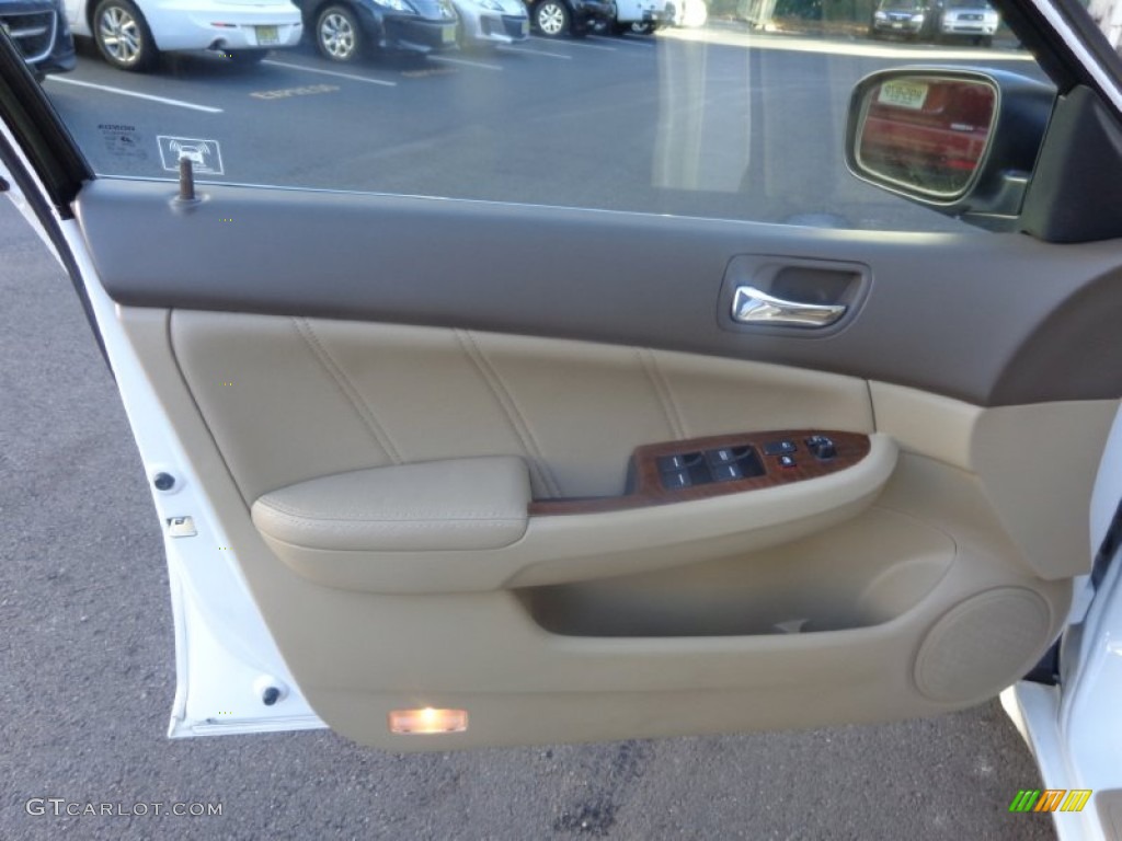 2007 Accord EX-L V6 Sedan - Taffeta White / Ivory photo #17