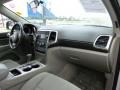 Stone White - Grand Cherokee Laredo Photo No. 17