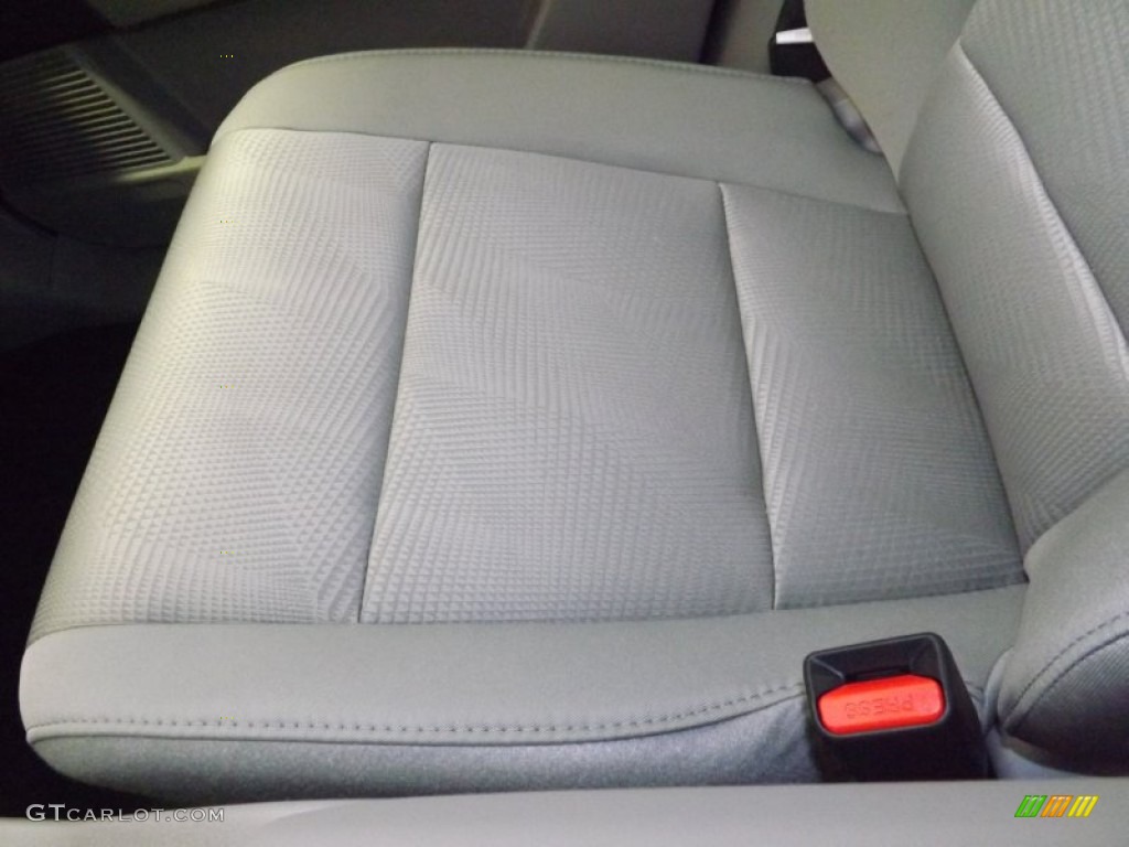 2014 Pilot LX - Modern Steel Metallic / Gray photo #13