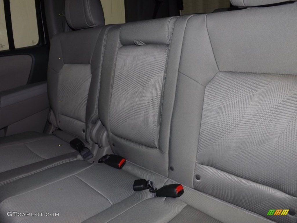 2014 Pilot LX - Modern Steel Metallic / Gray photo #24