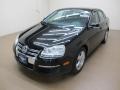Black Uni - Jetta SE Sedan Photo No. 4