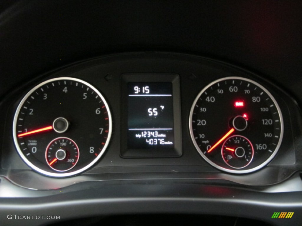 2011 Volkswagen Tiguan S Gauges Photo #88249734