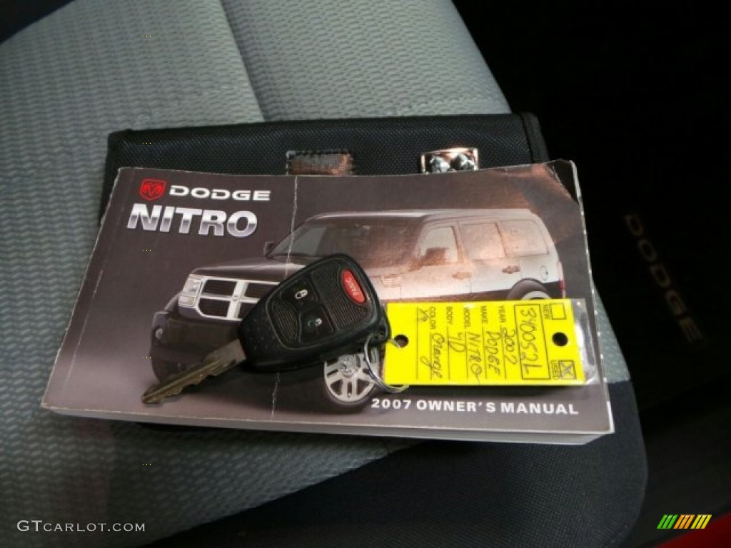 2007 Nitro SLT 4x4 - Sunburst Orange Pearl / Dark Slate Gray/Light Slate Gray photo #15