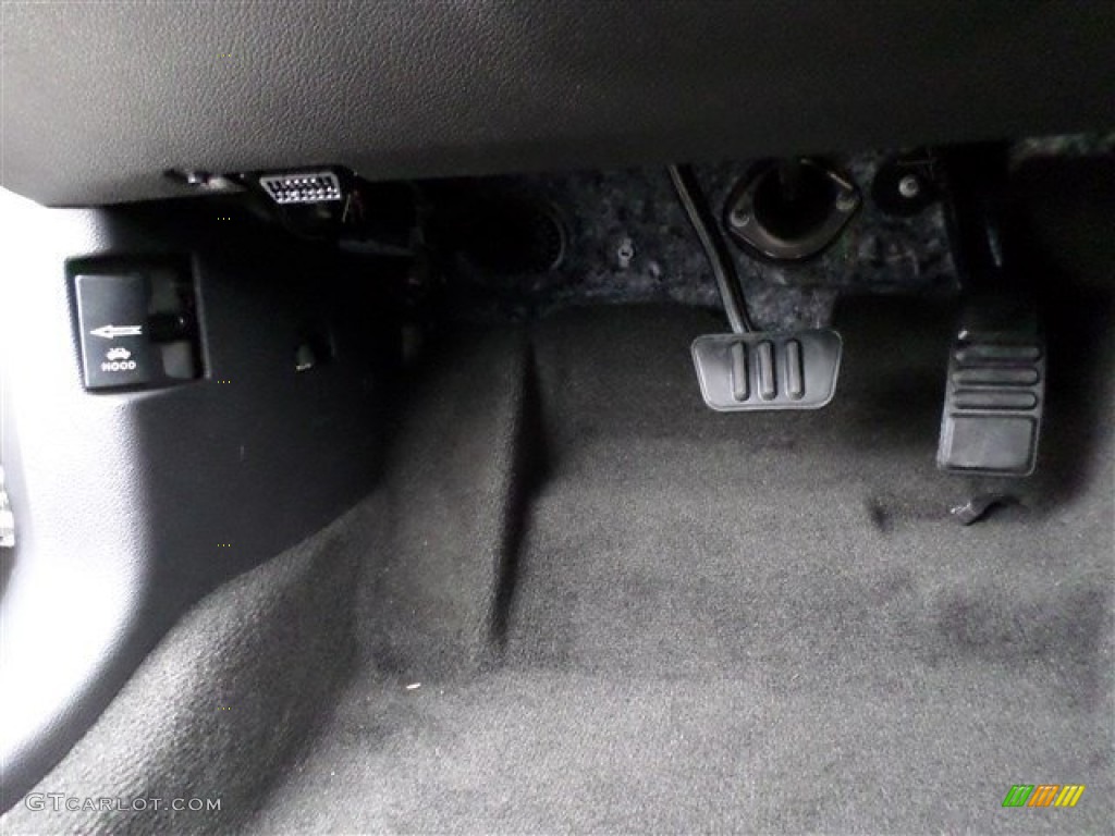 2014 Mustang V6 Coupe - Sterling Gray / Charcoal Black photo #23