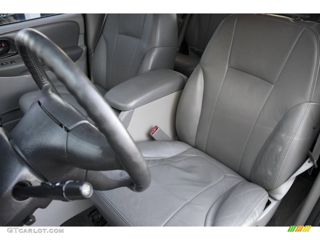 2002 TrailBlazer LS - Onyx Black / Light Pewter photo #13