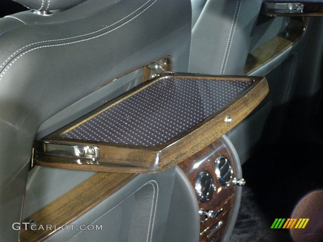 2006 Arnage T Mulliner - Silver Tempest / Beluga photo #12