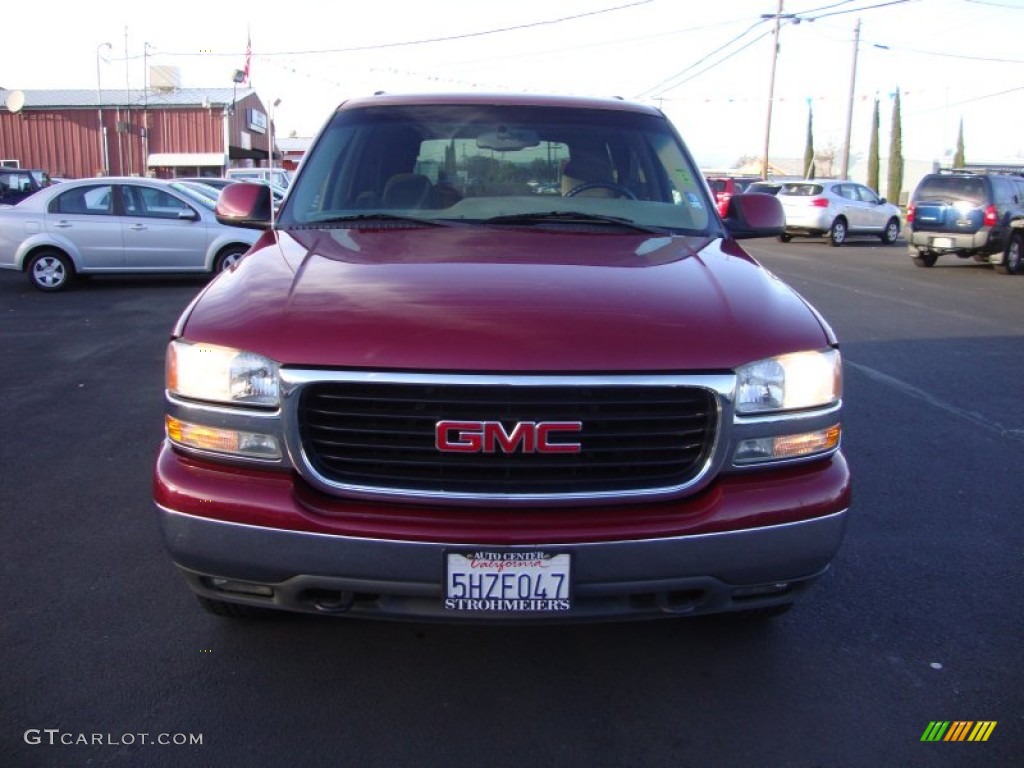 2004 Yukon SLE 4x4 - Sport Red Metallic / Neutral/Shale photo #2