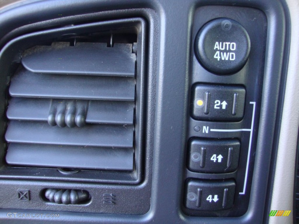 2004 Yukon SLE 4x4 - Sport Red Metallic / Neutral/Shale photo #26
