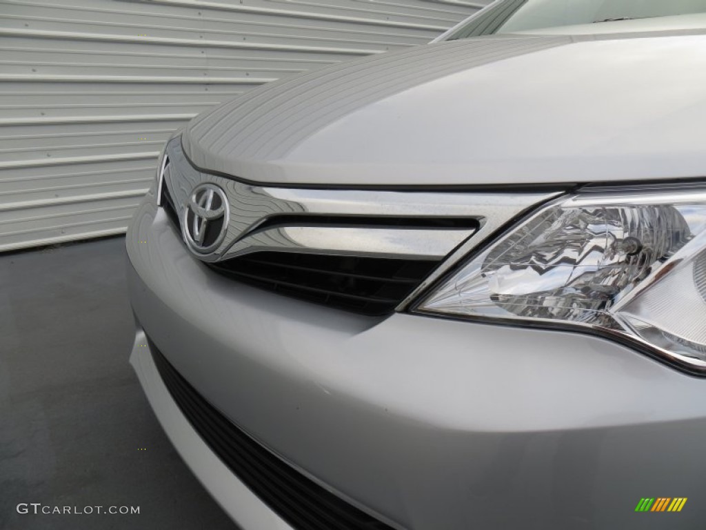 2014 Camry XLE - Classic Silver Metallic / Ash photo #11