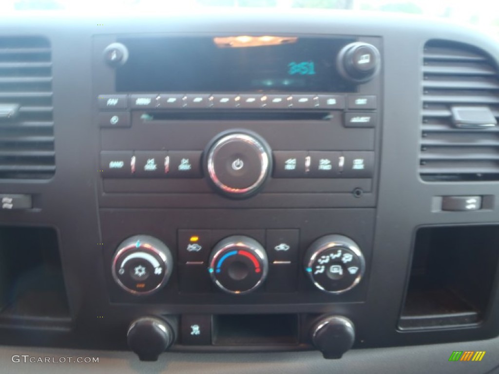 2011 Silverado 1500 LS Extended Cab - Sheer Silver Metallic / Dark Titanium photo #17