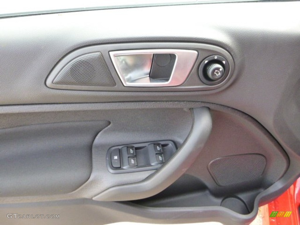 2014 Ford Fiesta ST Hatchback Controls Photo #88262630