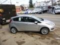 Ingot Silver - Fiesta SE Hatchback Photo No. 4