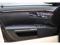 Black - S 550 Sedan Photo No. 16