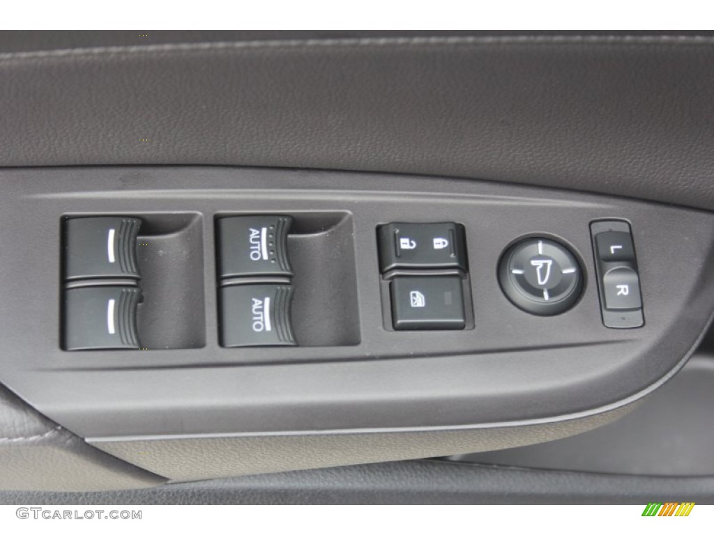 2014 Acura ILX 2.0L Controls Photo #88263872