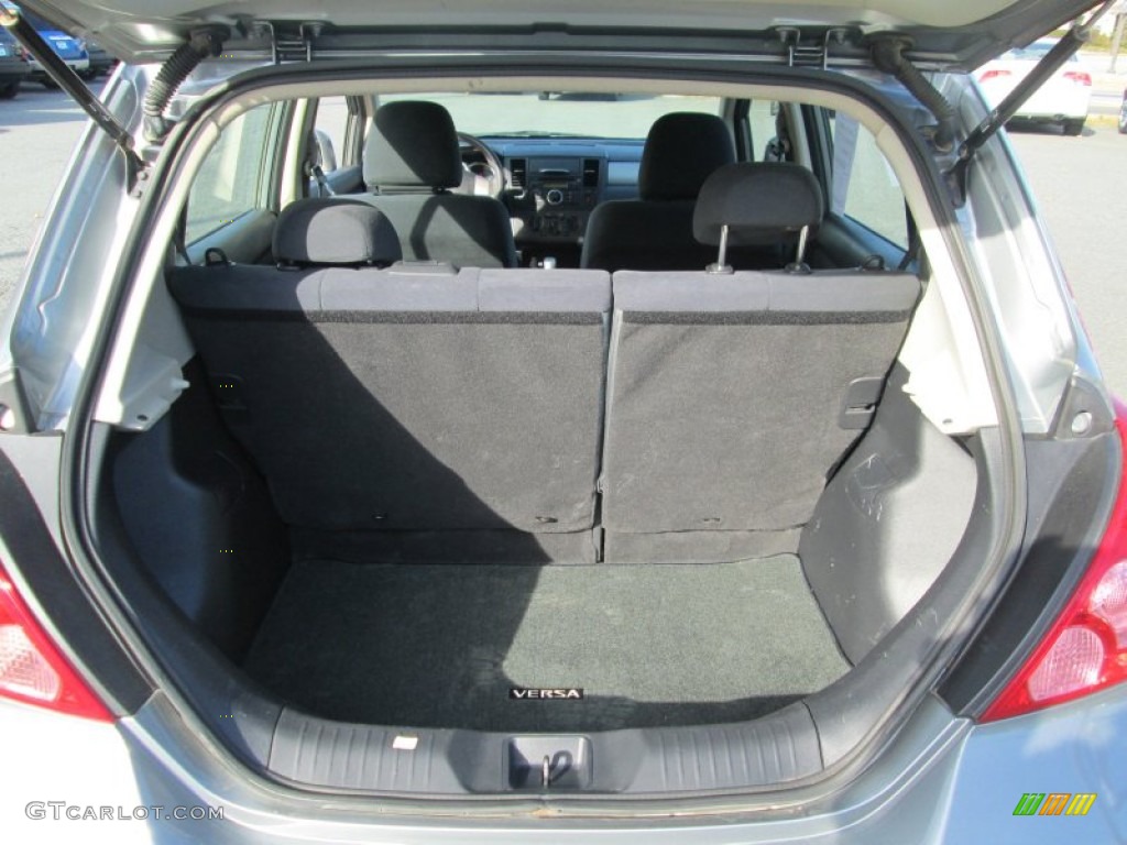 2008 Versa 1.8 S Hatchback - Magnetic Gray / Charcoal photo #18