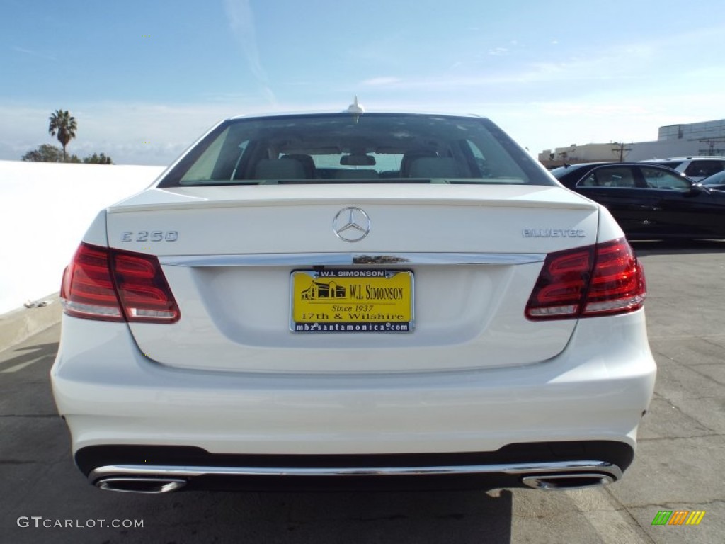 2014 E E250 BlueTEC Sedan - Diamond White Metallic / Silk Beige/Espresso Brown photo #5