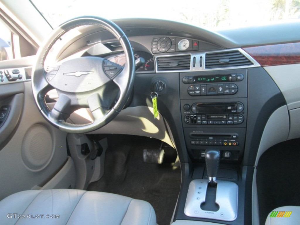 2004 Pacifica AWD - Linen Gold Metallic / Light Taupe photo #16