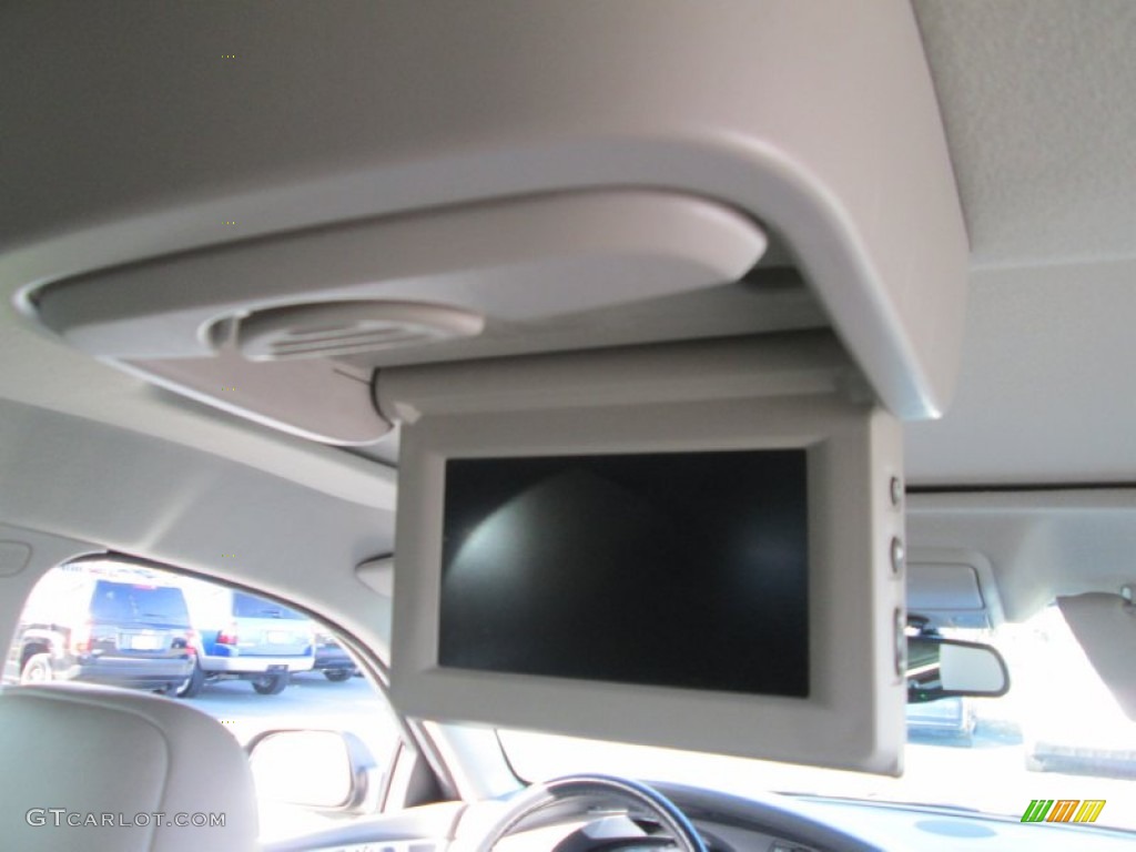 2004 Pacifica AWD - Linen Gold Metallic / Light Taupe photo #18
