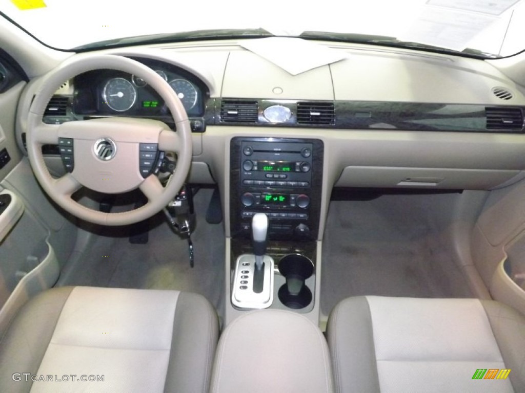 2005 Montego Premier AWD - Light Tundra Metallic / Pebble photo #29