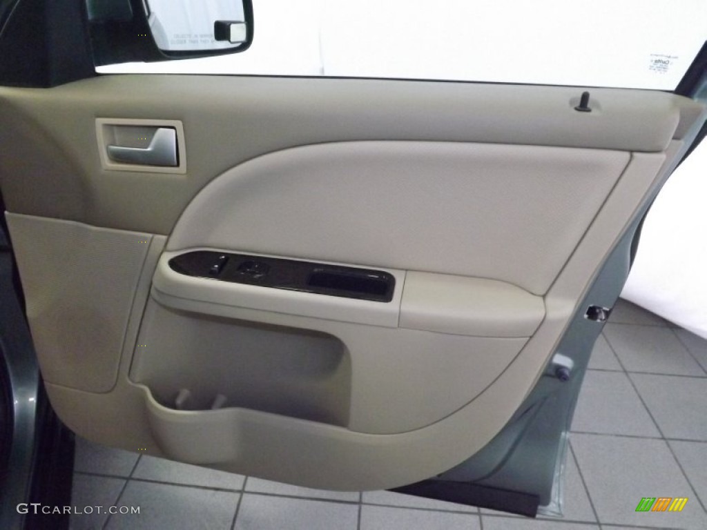 2005 Montego Premier AWD - Light Tundra Metallic / Pebble photo #30