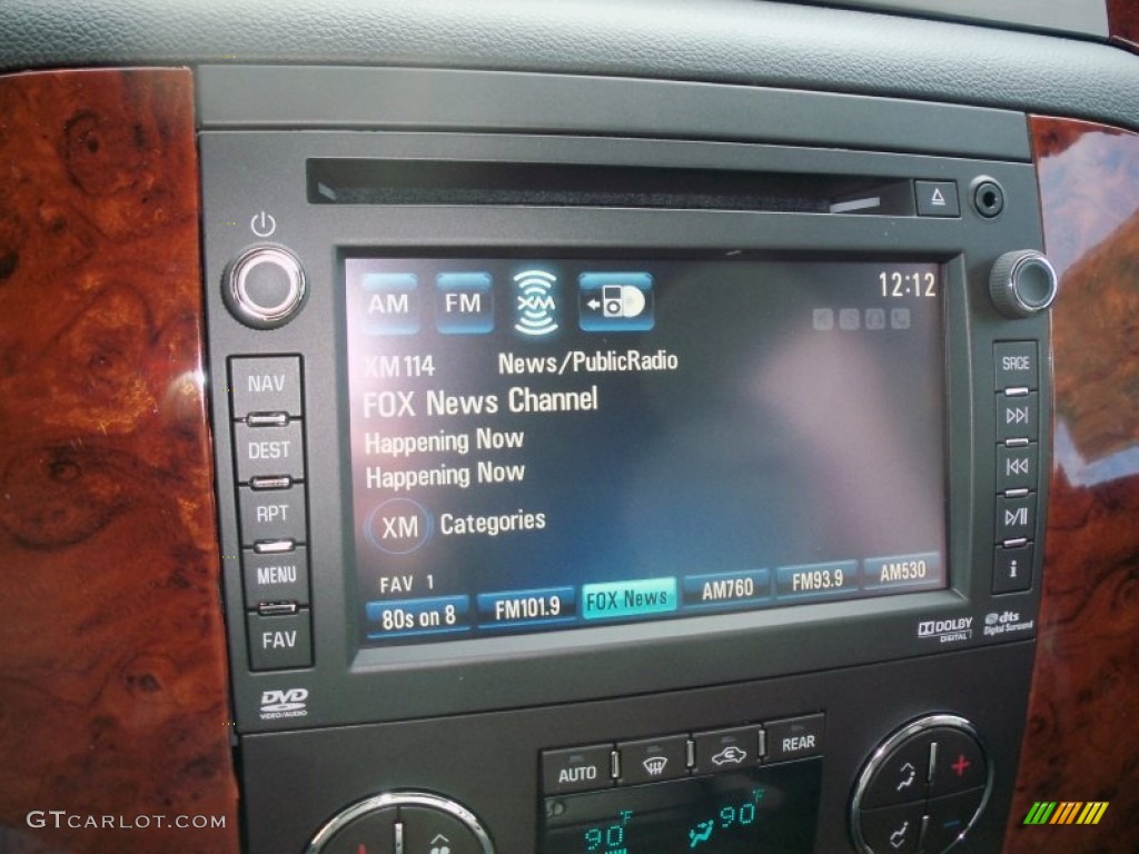 2014 Suburban LT 4x4 - Black / Ebony photo #32