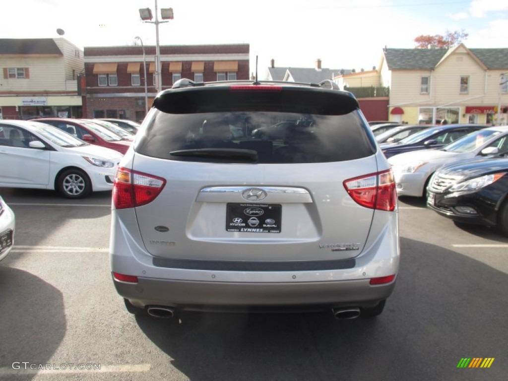 2010 Veracruz Limited AWD - Liquid Silver / Black photo #5