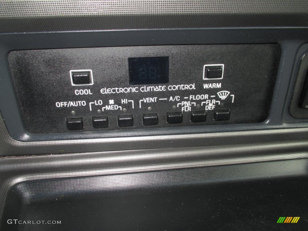 1992 Lincoln Mark VII LSC Controls Photo #88271897