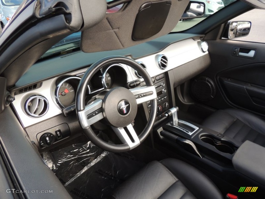 2008 Mustang GT Premium Convertible - Vista Blue Metallic / Dark Charcoal photo #3