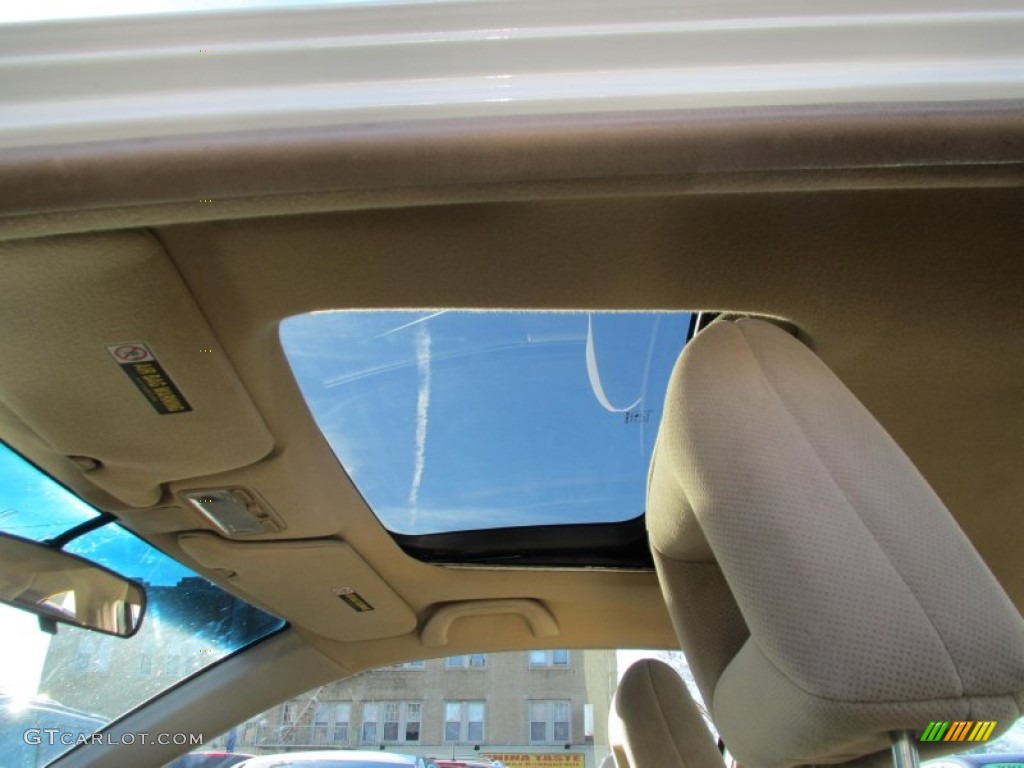 2005 Civic EX Coupe - Taffeta White / Ivory photo #12