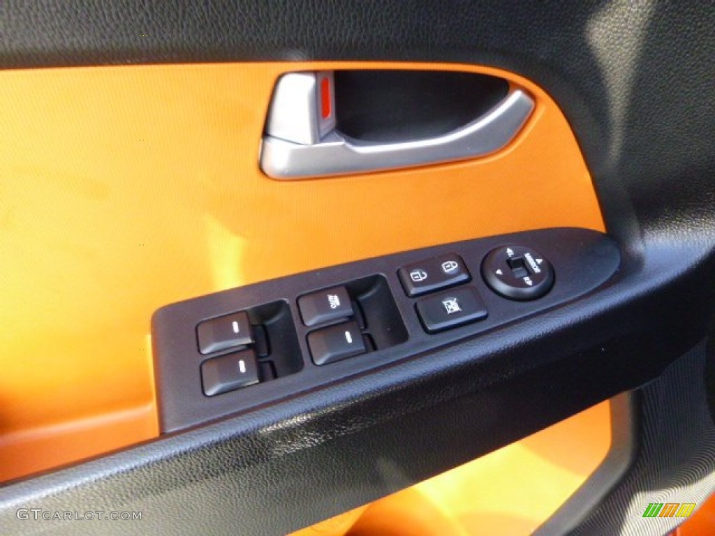 2011 Kia Sportage SX AWD Controls Photo #88273523
