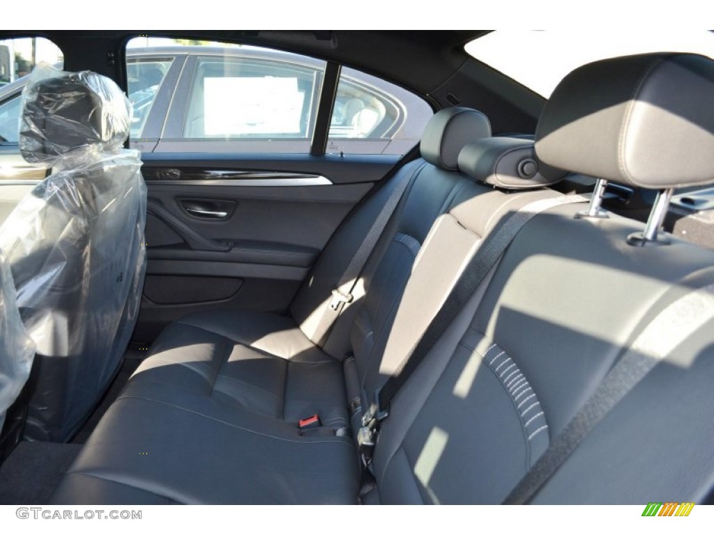 2014 BMW 5 Series 550i Sedan Rear Seat Photos