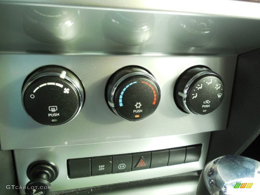 2007 Nitro SLT 4x4 - Black / Dark Slate Gray/Light Slate Gray photo #21