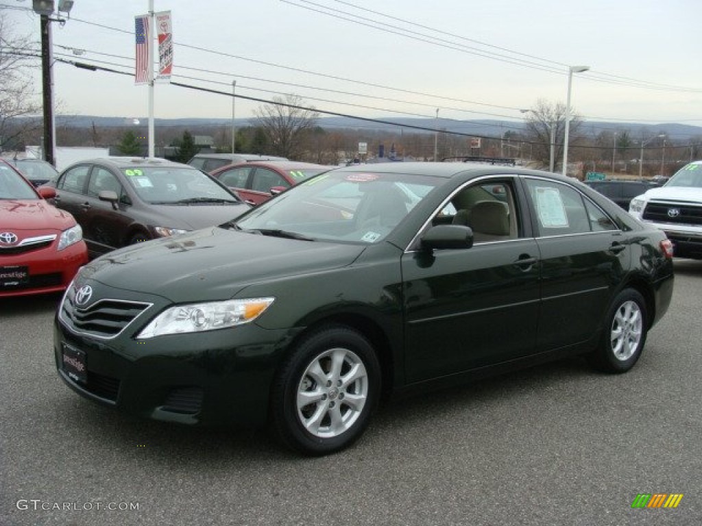 2011 Camry LE - Spruce Green Mica / Bisque photo #3