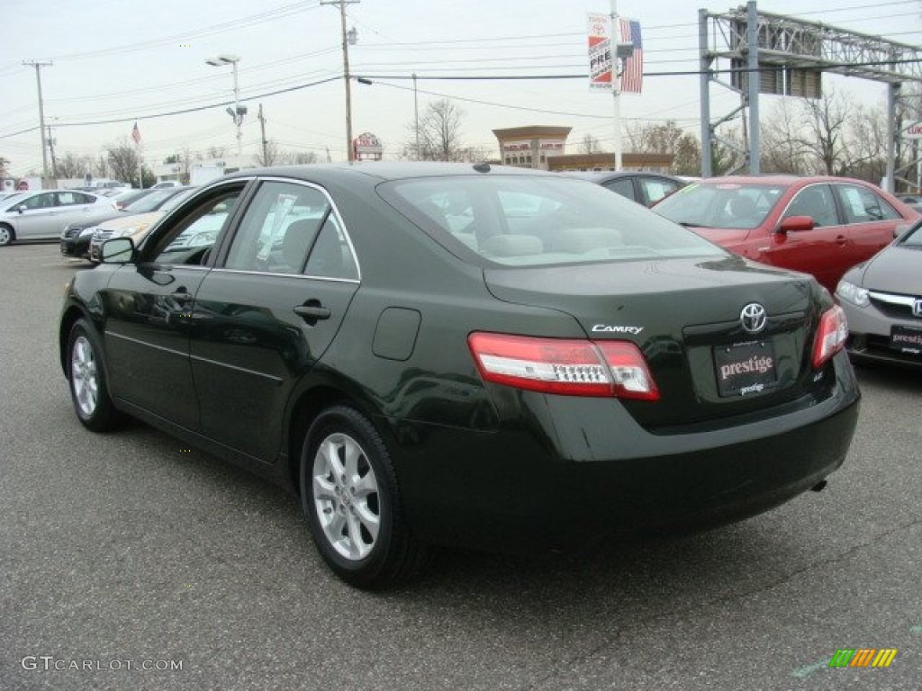 2011 Camry LE - Spruce Green Mica / Bisque photo #4